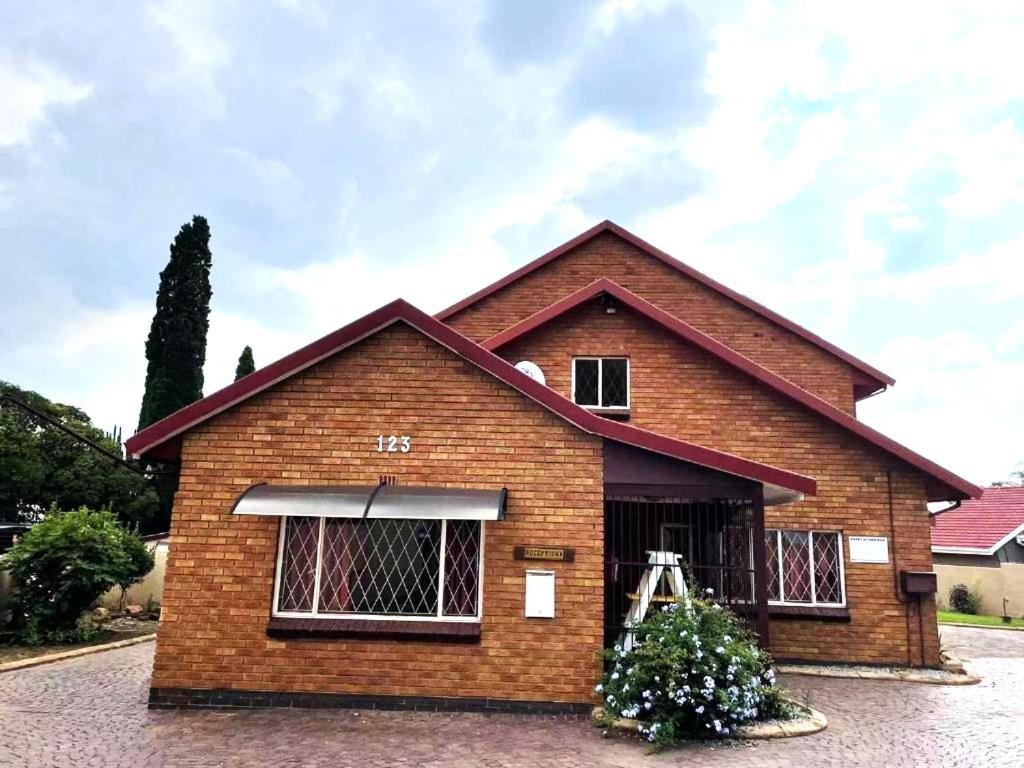 Southy Inn By The Lake Benoni Eksteriør bilde